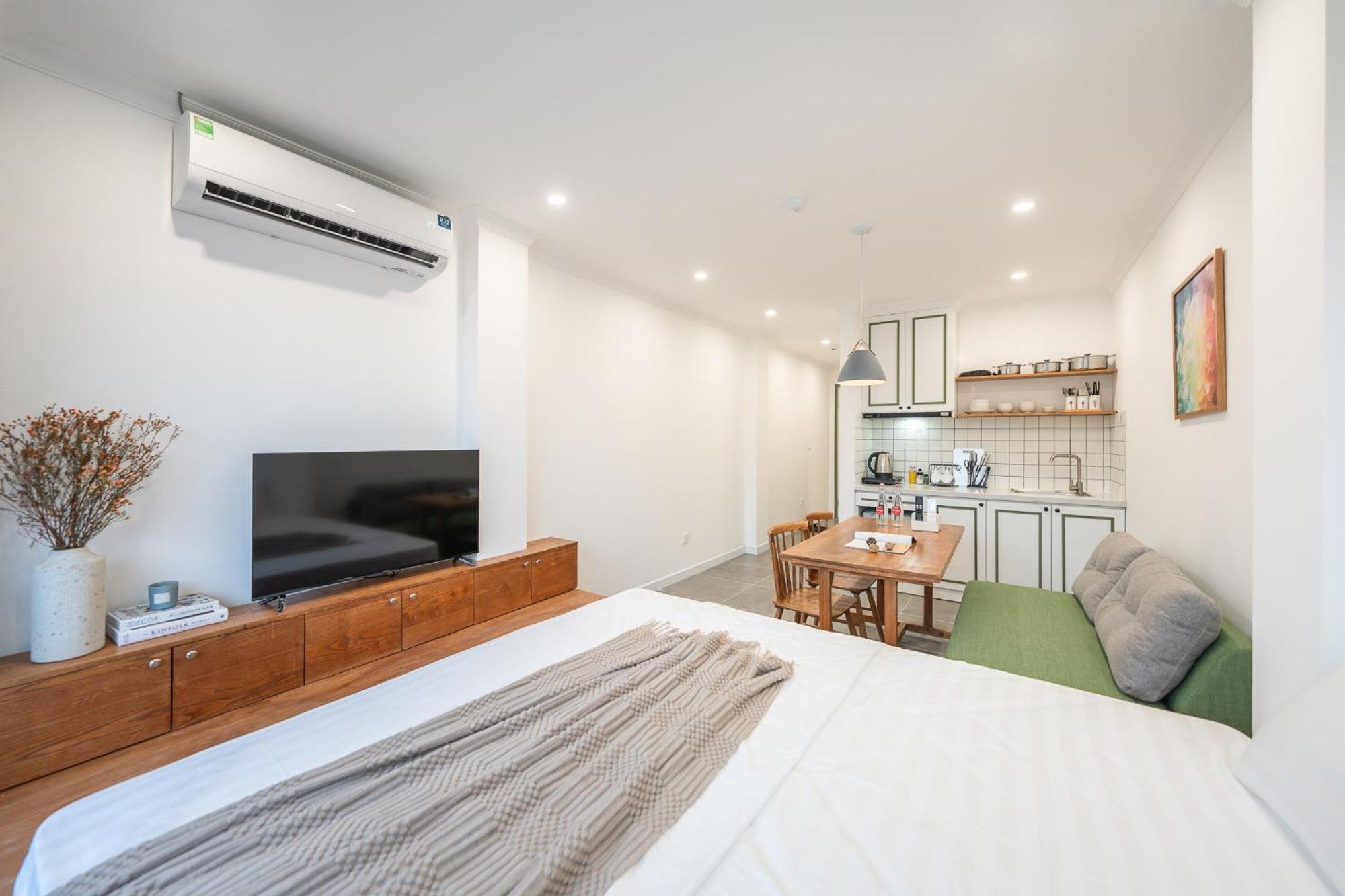 Location/Big Group/Private Villa With Pool And Kitchen Hanoi Eksteriør bilde