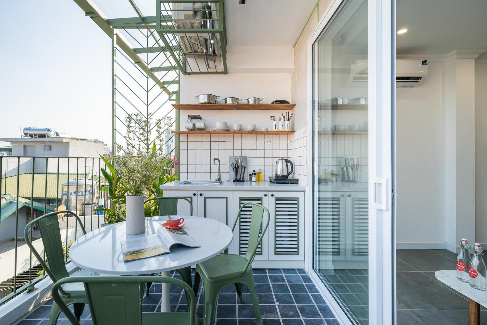 Location/Big Group/Private Villa With Pool And Kitchen Hanoi Eksteriør bilde